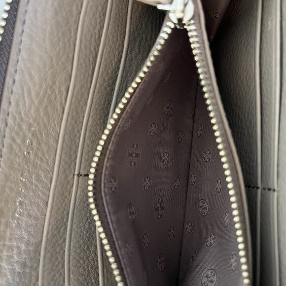 Tory Burch Large Zip Around Continental Pebbled Leather Wallet in Gray Gold Logo - Picture 4 of 9